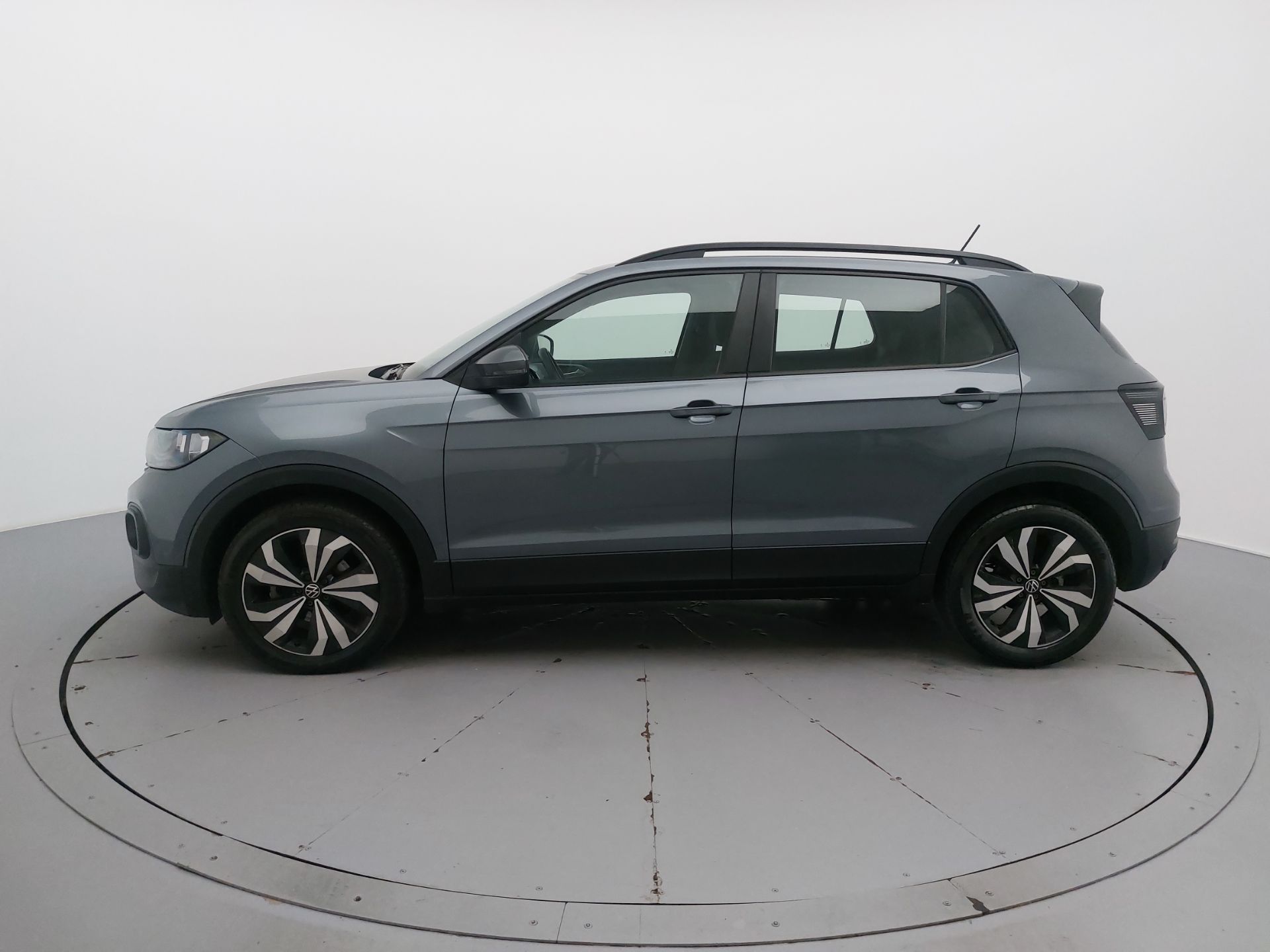 VOLKSWAGEN T-CROSS 1.0 - Vista 2